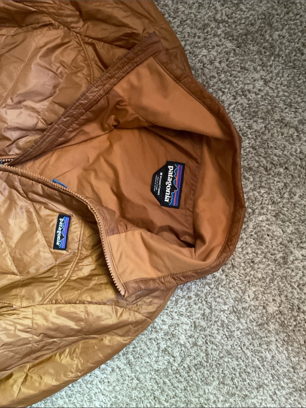 Patagonia Women’s Puffer Jacket - Copper Brown - Picture 2 of 2
